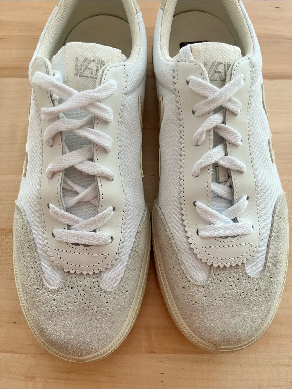 Veja White Volley Leather Low-Top Sneakers, Sz 10 - Picture 7 of 15